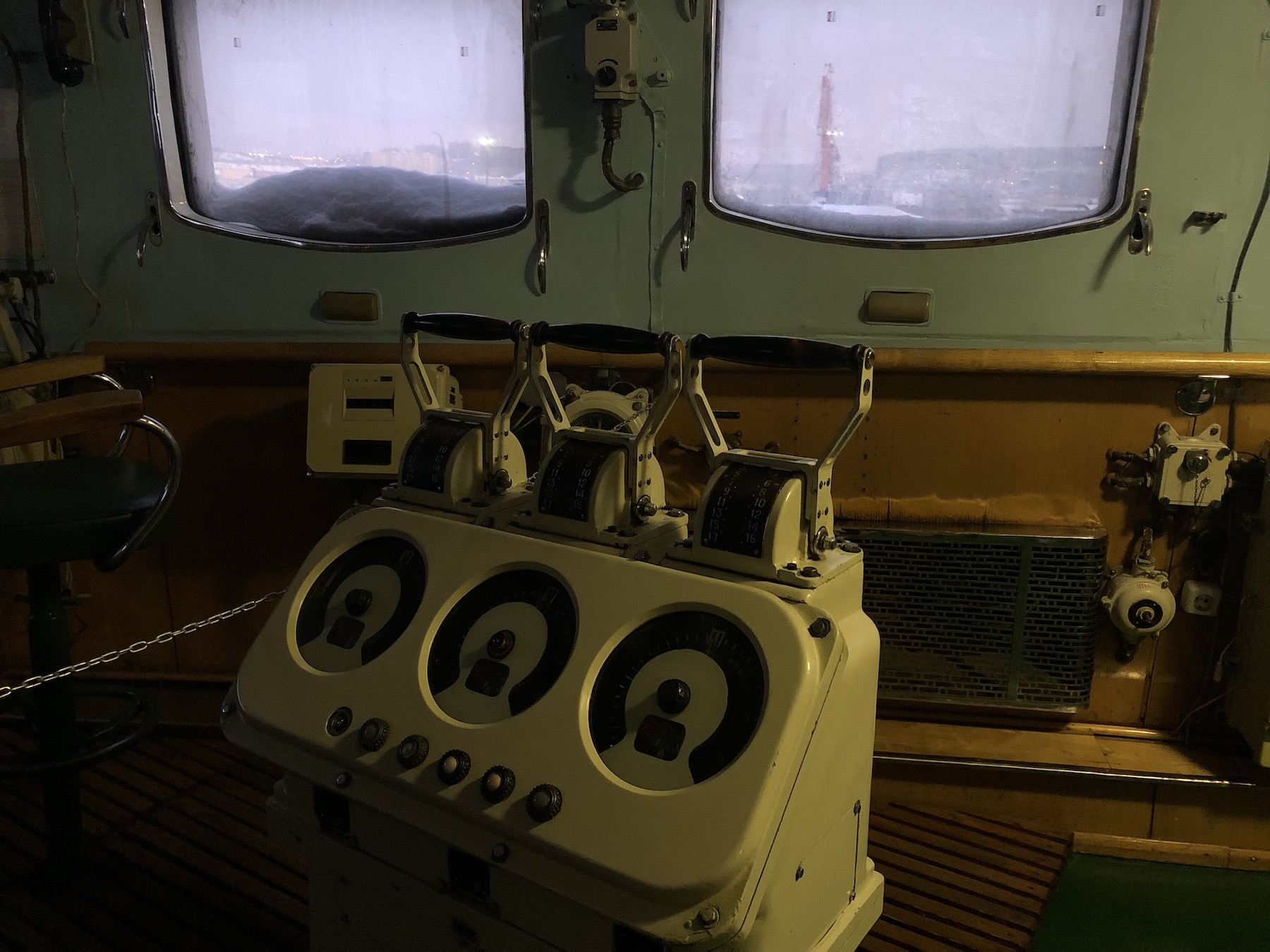 Судовой машинный телеграф на атомном ледоколе Ленин